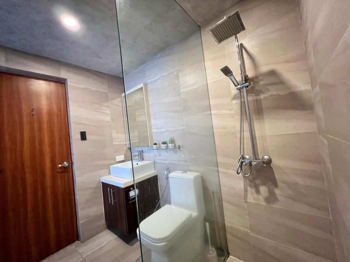 Cozy Spacious Hotel Type Condo With Ps5 Smart Tv And Wifi San Juan  外观 照片
